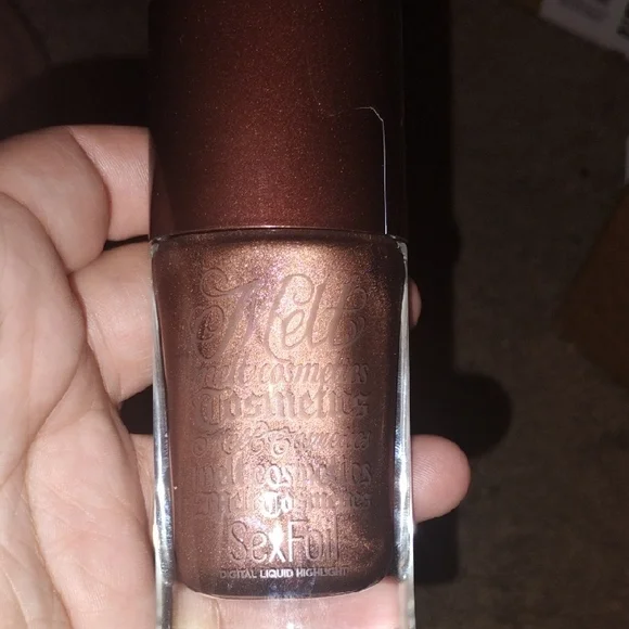 Melt Cosmetics SexFoil Liquid Highlight in Brown Packaging and ELF Putty Blush - Picture 3 of 7